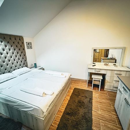 Splendor Boutique Piteşti Exteriör bild