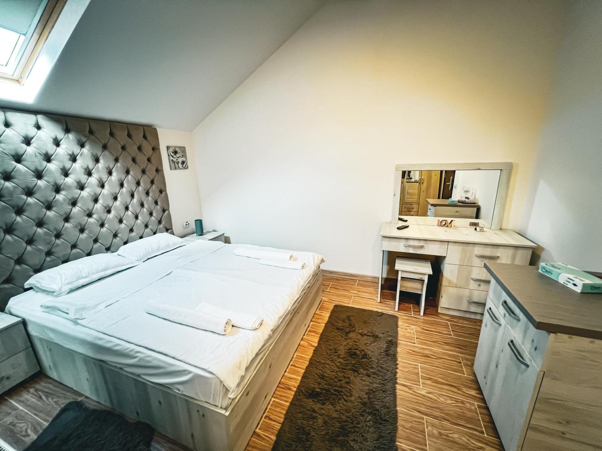 Splendor Boutique Piteşti Exteriör bild