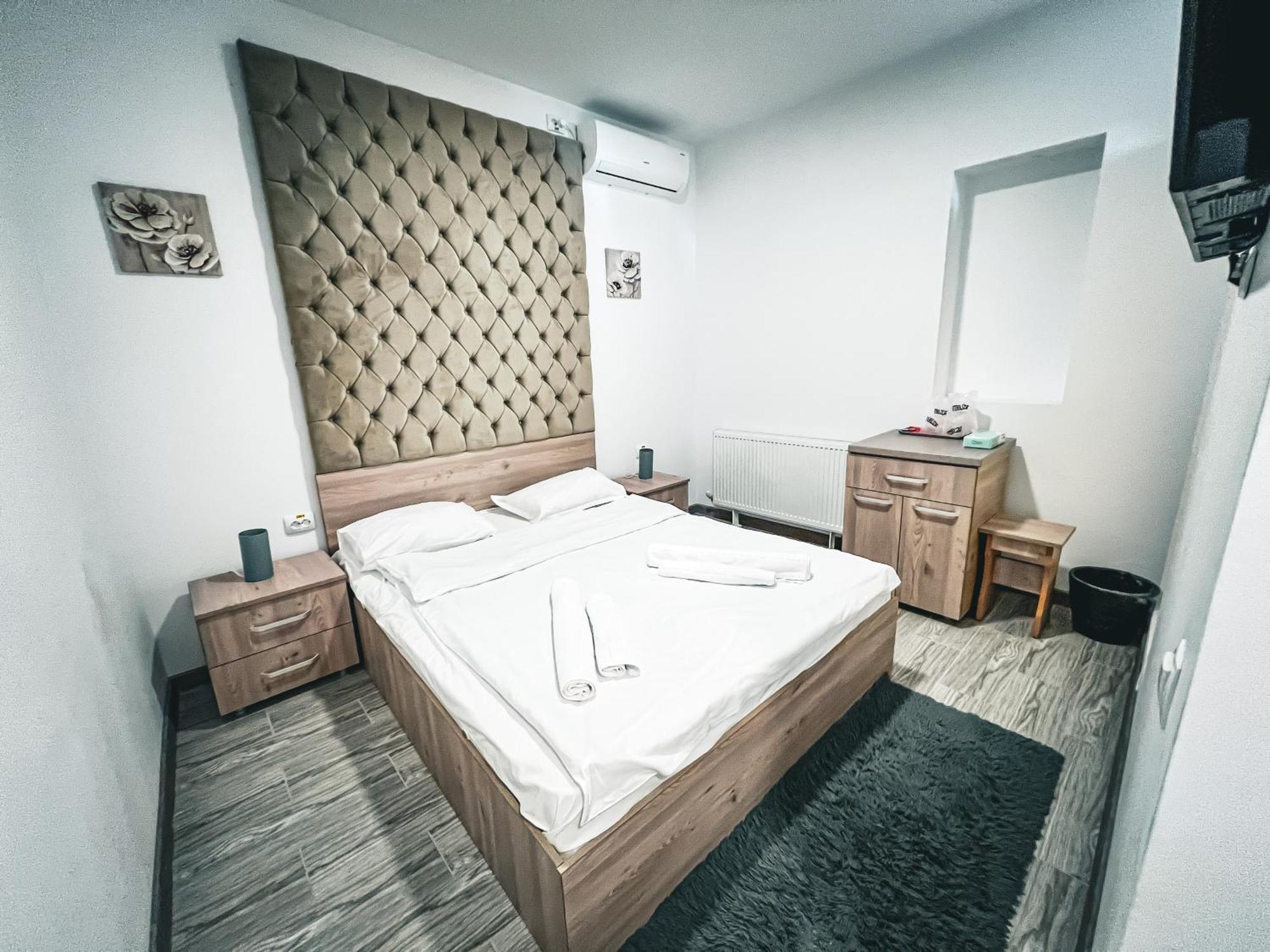 Splendor Boutique Piteşti Exteriör bild