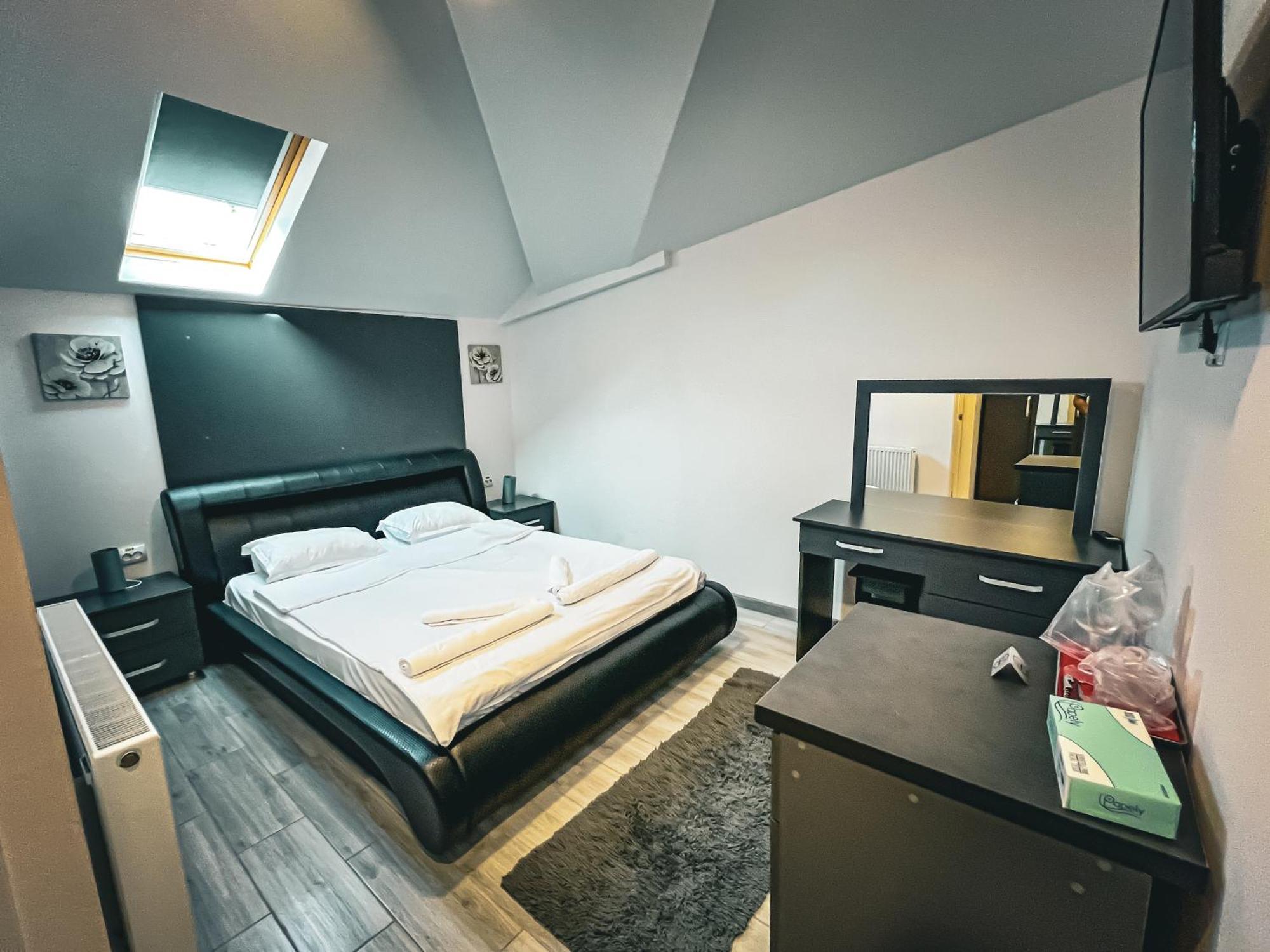 Splendor Boutique Piteşti Exteriör bild